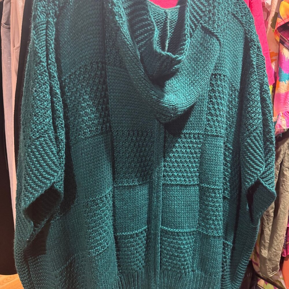 PONCHO PERLA $35 - Picture 4 of 5